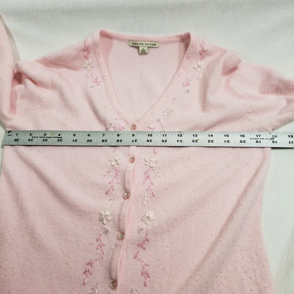 Carolyn‎ Taylor Womens Floral Embroidered Cardigan Sweater Size S Pink 92054